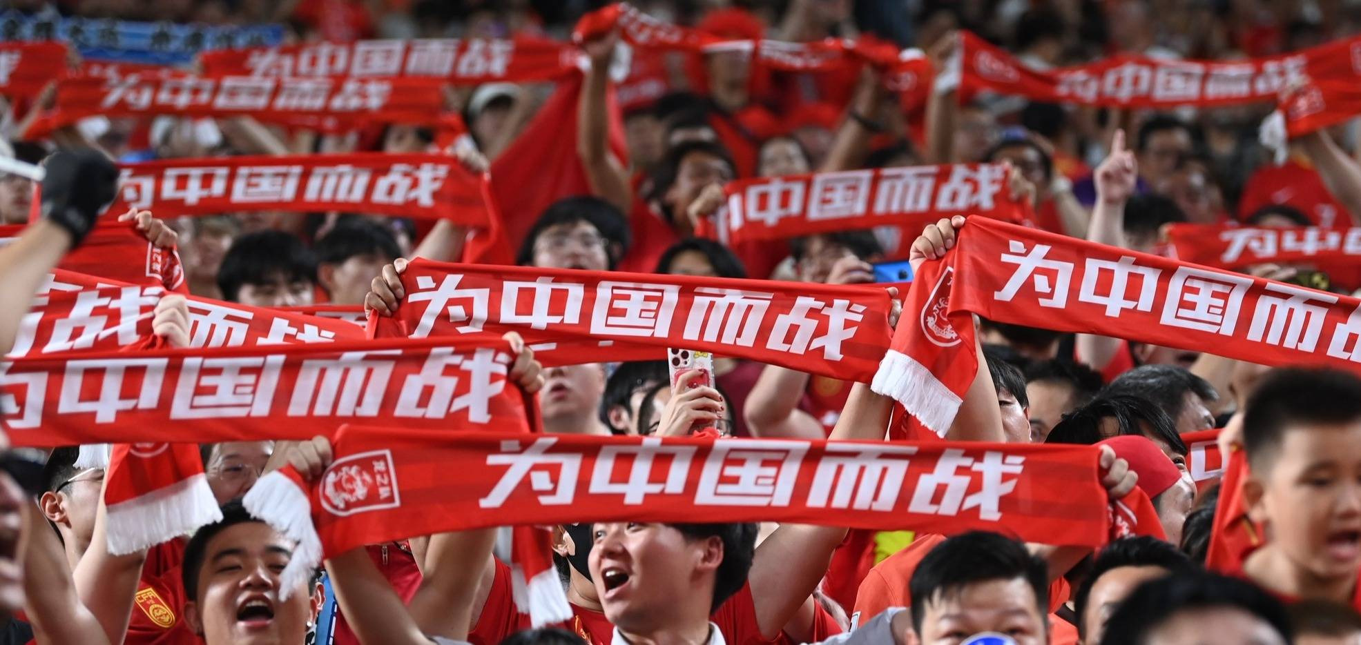 中国队在激烈对决中获得胜利,晋级半决赛 中国队在激烈对决中获得胜利,晋级半决赛