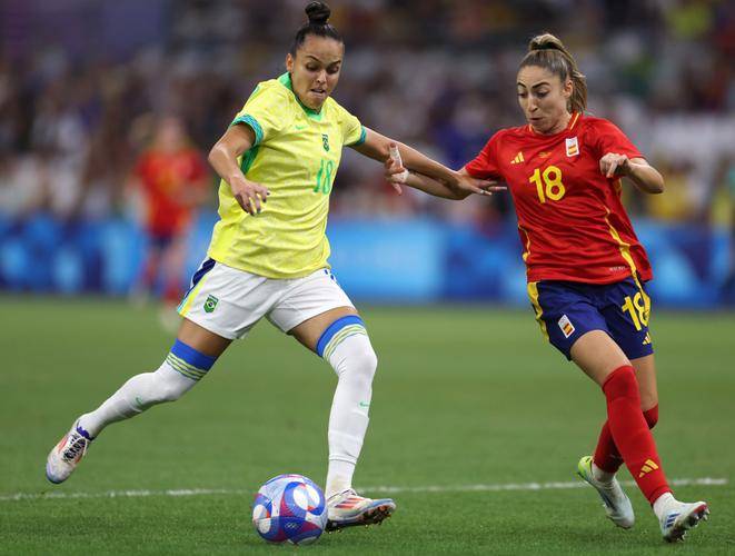 巴西女足备战南美赛