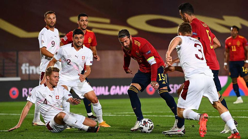 关于德国队力克韩国队，郑思维统治全场的信息