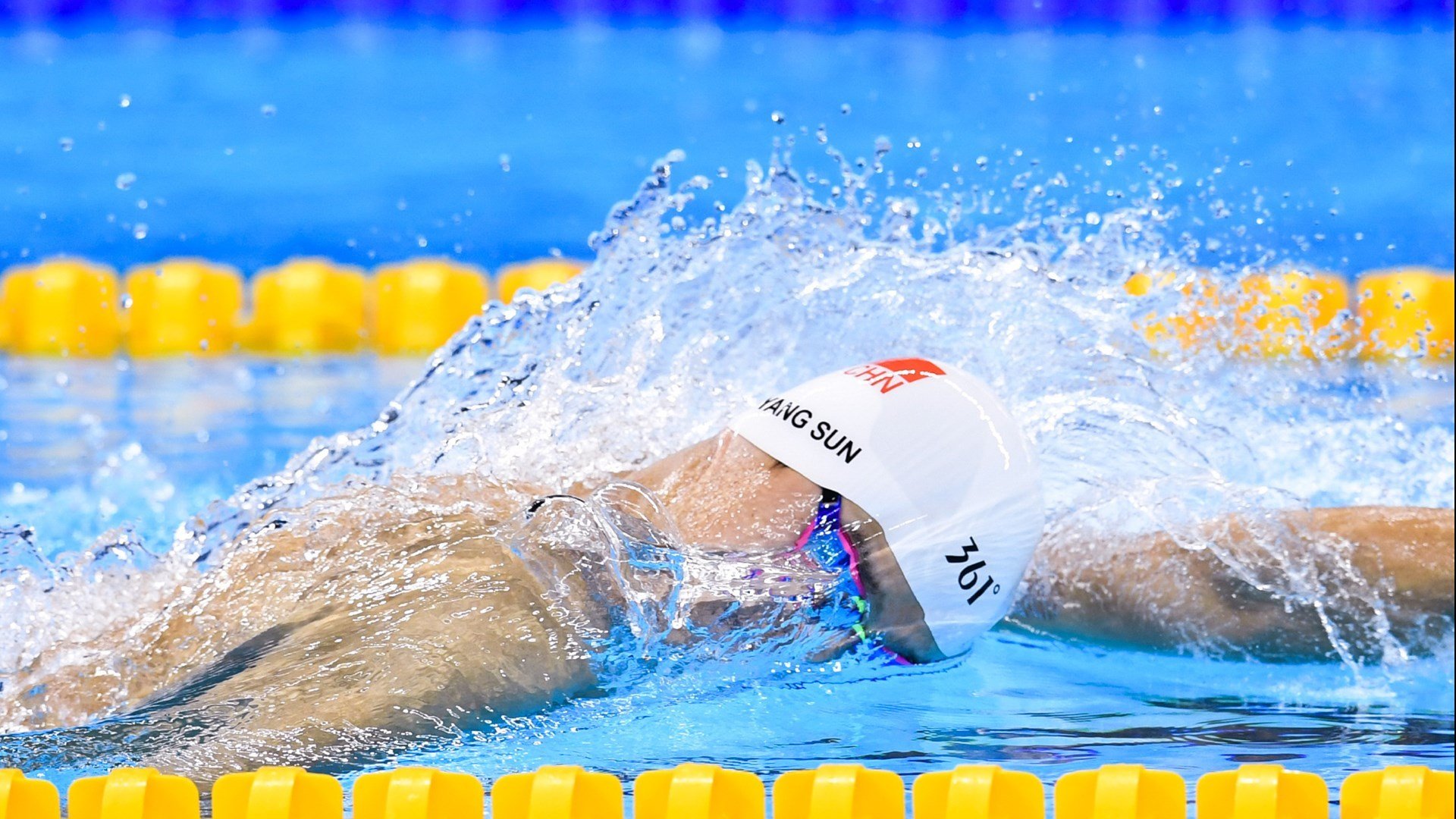 武切维奇独挑大梁，上海队力克凯尔特人诠释篮球无疆界